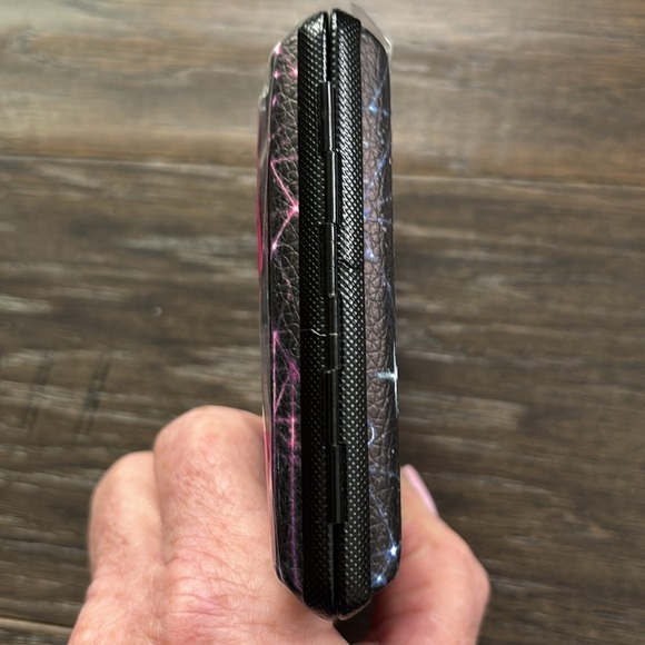 Smokezilla USB Cigarette light/case,push/slide 4 hot coil, “Wolf” logo - Picture 3 of 7